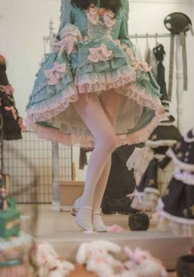 邪恶女干部1一3集_剧情片在线手机播放