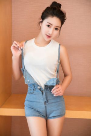 她引神明坠落_HD完整视频观看