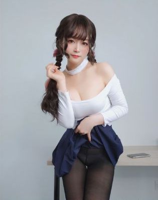 鬓边有朵栀子肥完整版_BD国语电影在线看