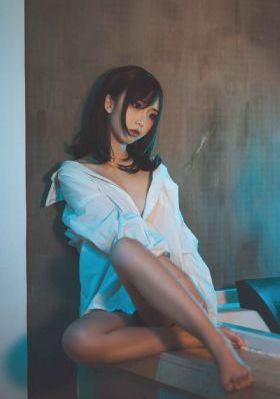 冈江凛在线_HD免费高清观看
